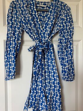 Zara Blue and White Long Sleeve Wrap Dress